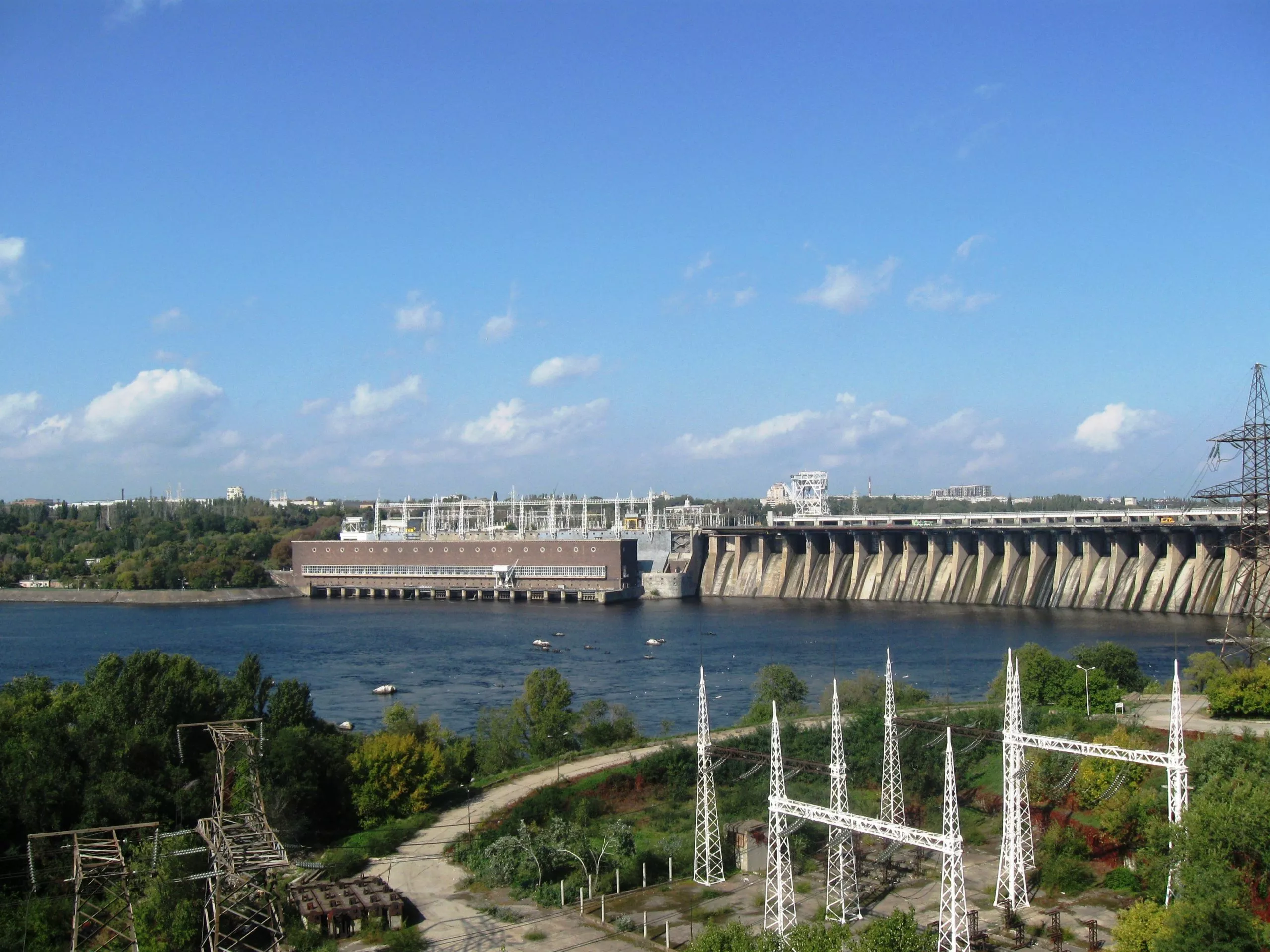 Dniprovska Gesgreblya I Sylova Stancziya Zaporizhzhya Scaled